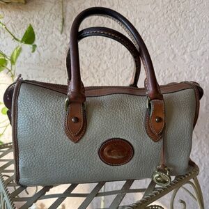 DOONEY & BOURKE USA AWL Zip Satchel Purse Doctor Bag Tote Cream /British Tan